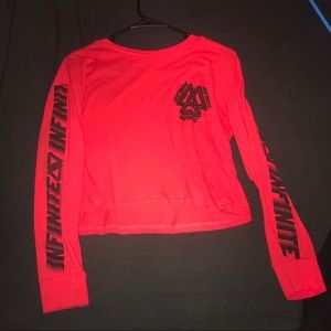 red long sleeve crop top